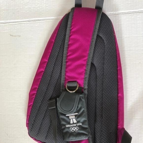 Olympics  Crossbody Bag - Picture 4 of 6
